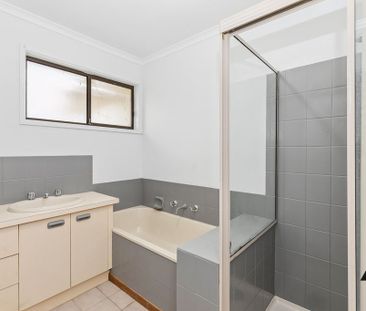 Spacious Family Home On Large Block In Epsom - Photo 4