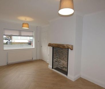 2 bedroom end of terrace house to rent - Photo 1