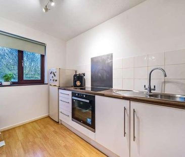 Stonesfield, Didcot, OX11 - Photo 5