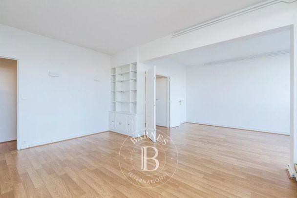 Appartement • Dupleix-Motte Picquet, Paris 15ème - Photo 1