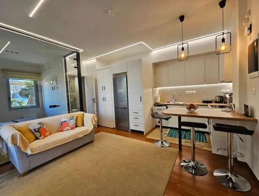 Ενοικίαση κατοικίας, 35 τ.μ., Άλιμος, 1.000 € - Photo 1