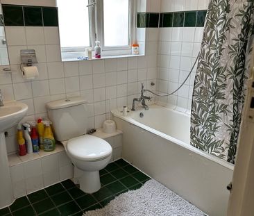 Room in a Shared House, Hendon Way, NW2 - Photo 4