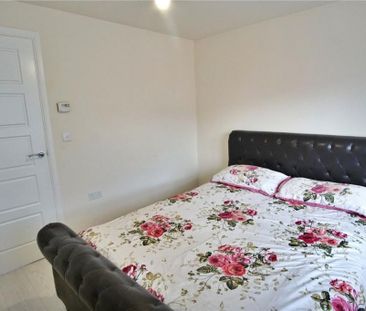 2 Bed Semi-Detached House, Lapwing Place, CV4 - Photo 2