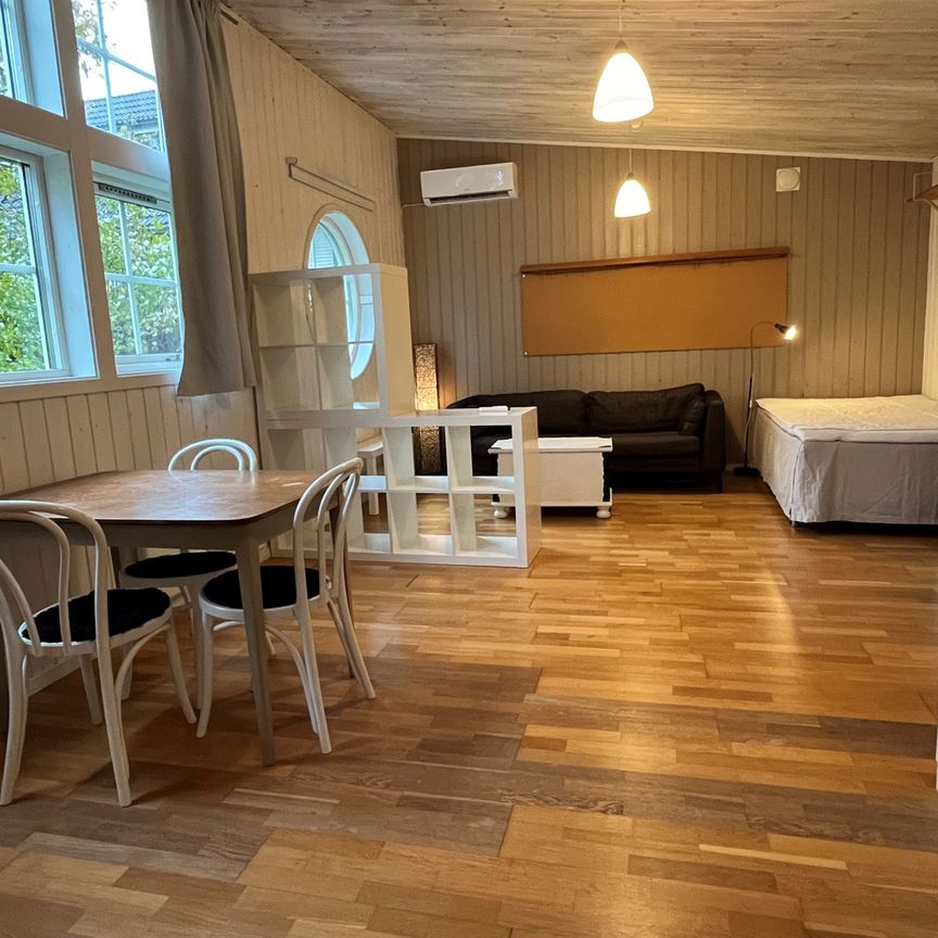 Viktoriavägen, Älvsjö - Foto 1