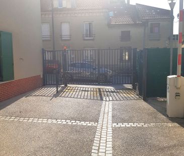 A LOUER F2, 47m² SARCELLES proche Gare St Brice, terrasse et parkings - Photo 4