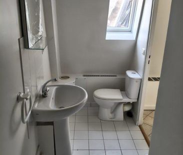 A LOUER STUDIO 23.26 PARIS IX REFAIT NEUF - Photo 3