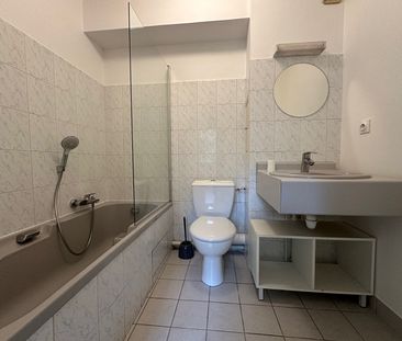 Location Appartement 2 pièces 28m² - Photo 3