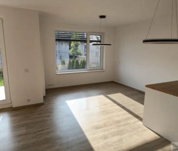 Pronájem novostavby bytu 1,5+kk s terasou a zahradou ve Vila park T... - Photo 2