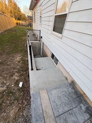 For Lease - 188 Parkside Drive Unit# Basement, Hamilton, Ontario - Photo 5