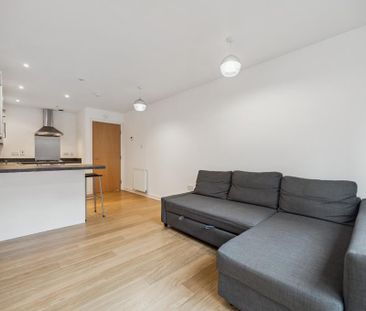2 bedroom flat to rent - Photo 1