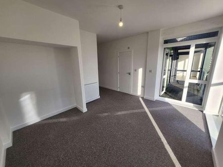 Stourbridge Road, Stourbridge, DY9 - Photo 2