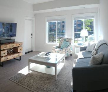 Fully Furnished 2 bed/2 bath condo in Lower Mission (#123) - Photo 4