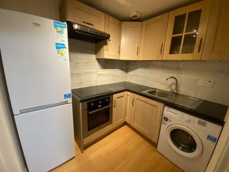 1 bedroom flat to rent - Photo 4