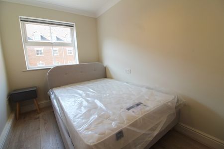 Stanshawe Court, Reading, RG1 1PD - Photo 2
