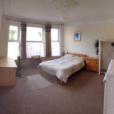 Top Quality 6 bed property in prime location. Bills included. No fees. - Photo 3