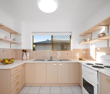 $630 per week - Photo 5