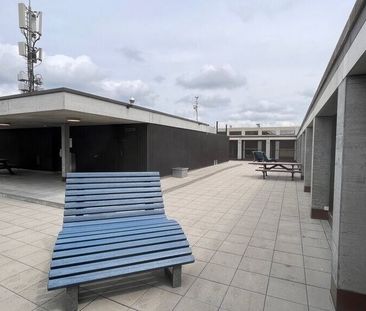 Luminous and modern three-room apartment close to public transport - Foto 6