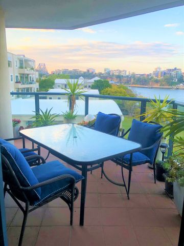 Kangaroo Point - Photo 4