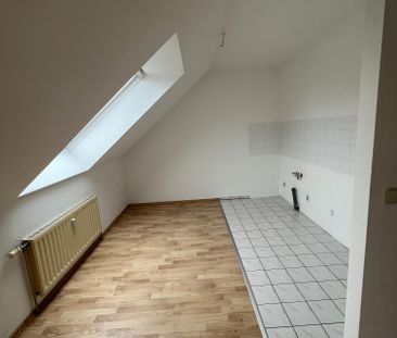 Aufgepasst! 1-RW mit EBK und Stellplatz zu vermieten! - Photo 1