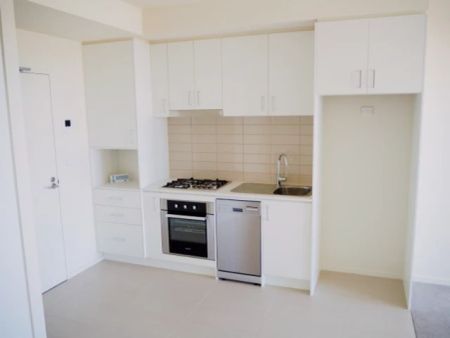 1 Bed, 1 Bath - Photo 3