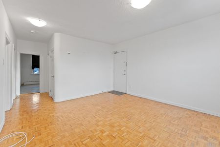 For Lease - 5 Crang Avenue Unit# 2, Toronto, Ontario - Photo 5