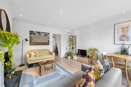 3 bedroom maisonette to rent - Photo 5