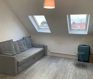 Room in a Shared Flat, Flamsted Avenue, HA9 - Photo 3