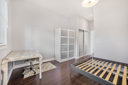 For Lease - 10 Nineteenth Street Unit# Back Unit, Toronto, Ontario - Photo 3