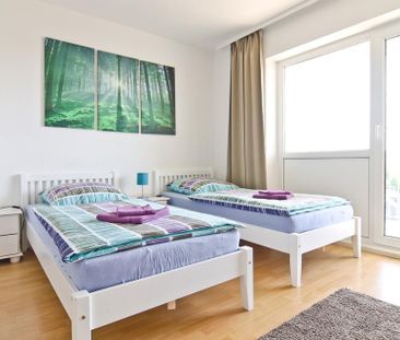 Moderne, voll möblierte 2-Zimmerwohnung mit Balkon - Photo 2