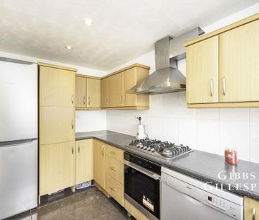 3 bedroom terraced house to rent - Photo 5