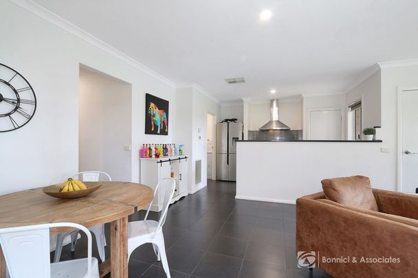 3 Gascoyne Lane, West Wodonga - Photo 1