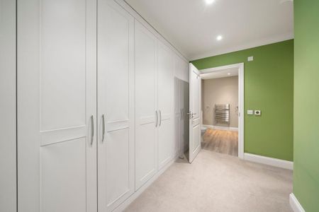 3 bedroom flat to rent - Photo 4
