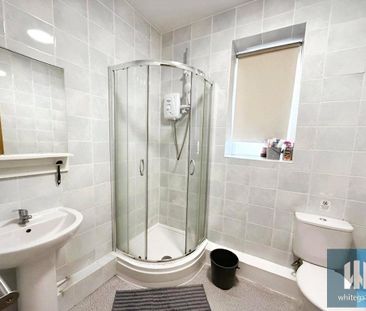 1 bedroom in a house share to rent - Photo 5