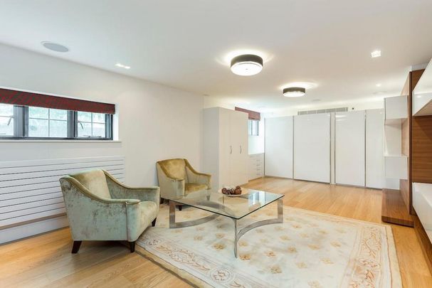5 bedroom detached house to rent - Photo 1