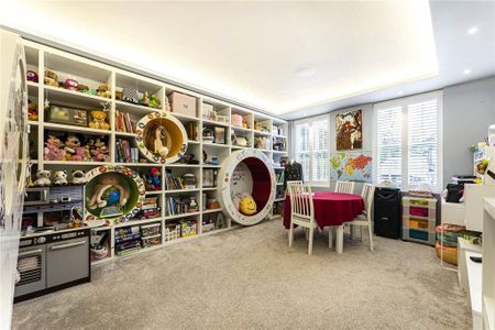 6 bedroom detached house to rent - Photo 5