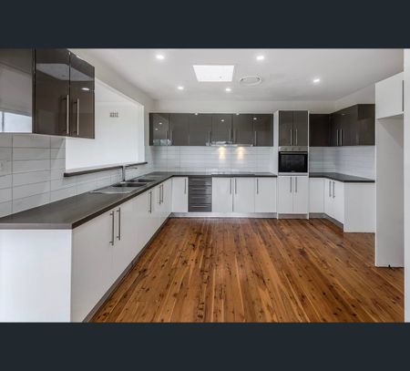 950 Mulgoa Road, Mulgoa, NSW 2745 - Photo 2