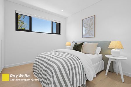 BRAND NEW 5 BEDROOM HOME - Photo 4