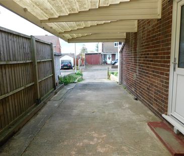 Springfield Place, Yeovil, Somerset, BA21 - Photo 2