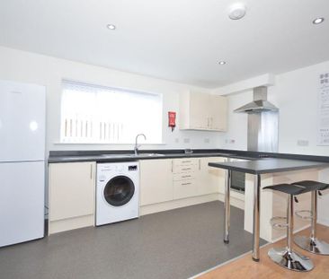 2 bedroom apartment to rent - Photo 6