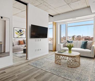 18 Hamilton Ave N, Hintonburg - Mechanicsville, Ottawa, ON - Photo 2