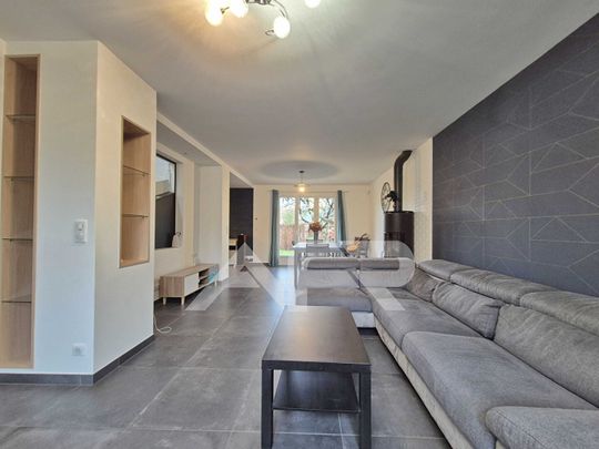 Location Maison 5 pièces 138m² - Photo 1