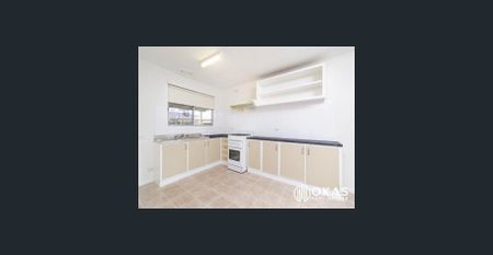 6 Austral Place, Sunshine West, Vic 3020 - Photo 3