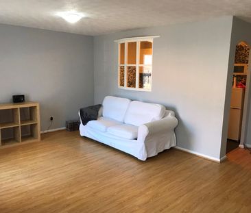 2 Bed Flat, Castlefield, M3 - Photo 3