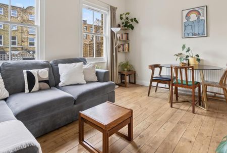 2 bedroom maisonette to rent - Photo 2