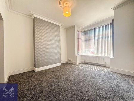 3 bedroom end of terrace house to rent - Photo 5