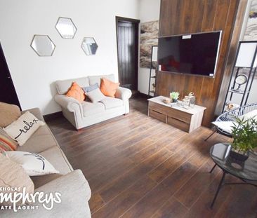 5 bedroom terraced house to rent - Photo 2