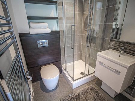 2 bedroom apartment to rent - Photo 3