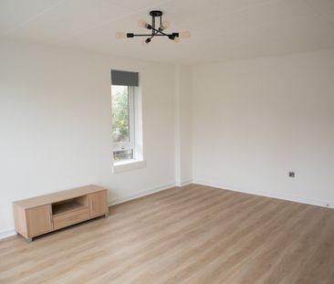 2 Bed Flat, Darnley House, E14 - Photo 3