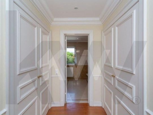 5 bedroom luxury House for rent in Cascais, Lisbon - Photo 1