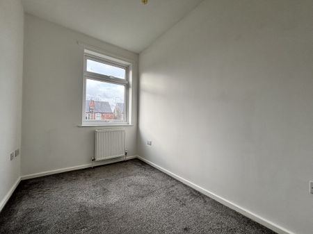 Alma Street West - Photo 2